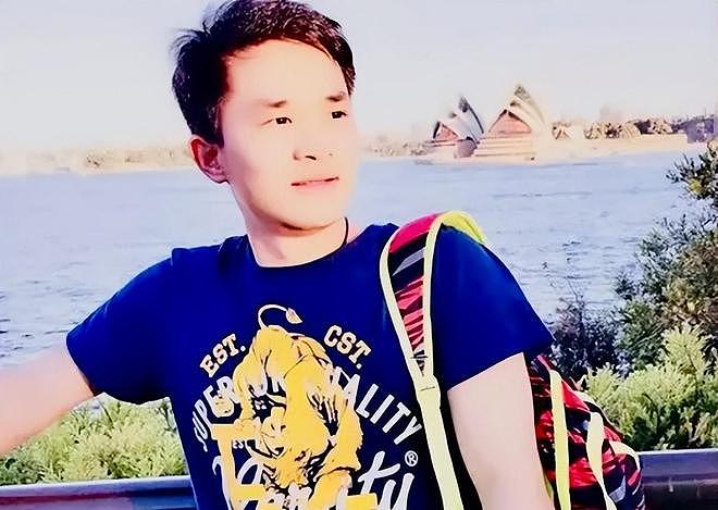 他曾和刘晓庆同居6年,如今38岁一事无成,至今单身,相亲还被拒 - 3