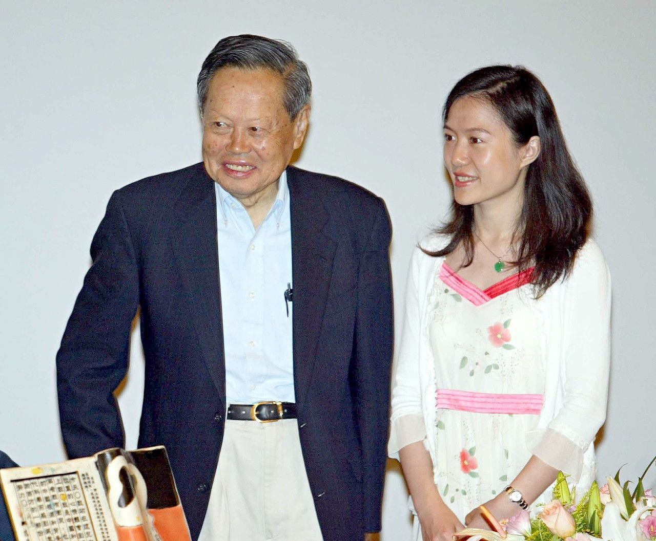 杨振宁去世5个月,翁帆怀孕传闻真相大白 - 3