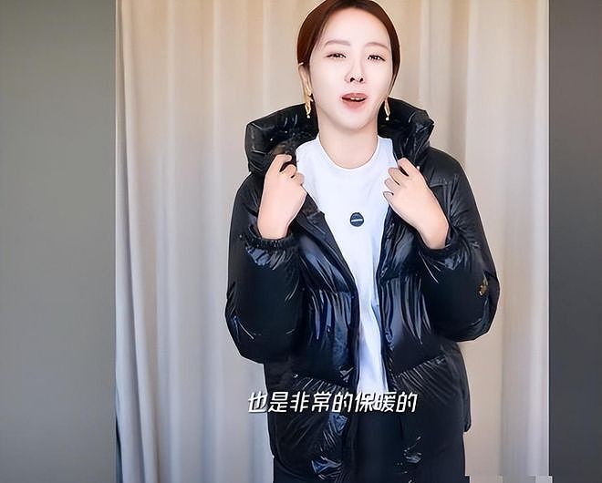 落难的凤凰不如鸡,多位明星无戏可拍,沦落到给景区打工,太辛酸(组图) - 4