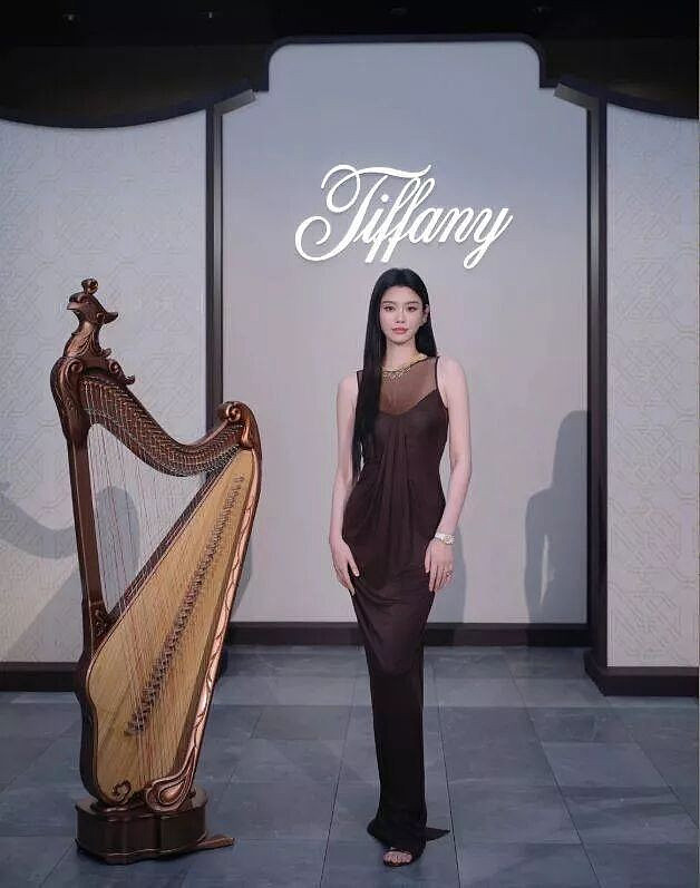 奚梦瑶何猷君正式解绑：7年婚姻！各自安好（组图） - 1