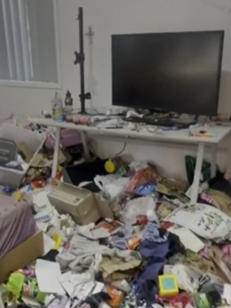 悉尼房东天塌了!$200万房屋变垃圾场,恶霸租客留满屋废物,清洁工直呼恶心(组图) - 8