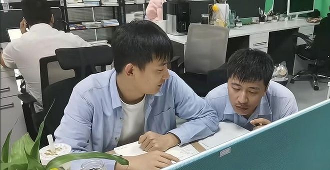 张雪峰公司未来由张姩菡接手!武亮郑重发声,将公开公司运营状况(组图) - 4