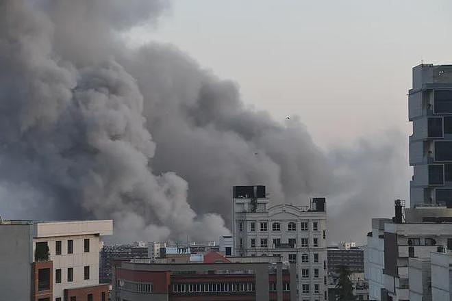 伊朗武装部队针对美可能发动地面战:“将斩断侵略者的腿”(组图) - 1