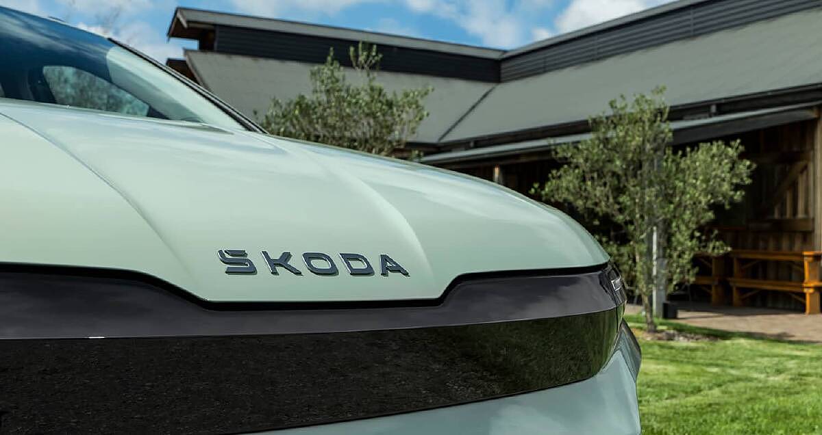 欧洲车比中国车还便宜？Skoda新款电车$4.99万起，正面硬刚特斯拉比亚迪（组图） - 1