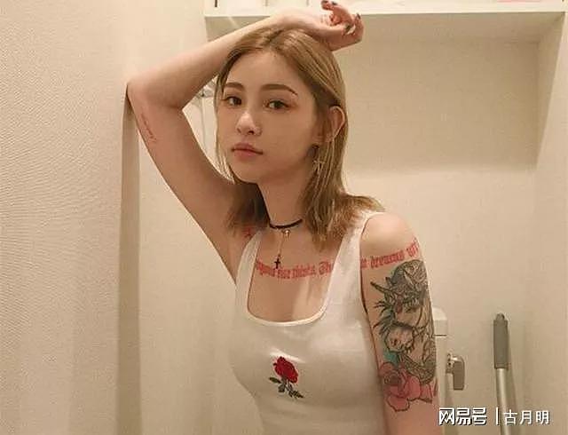 千万粉丝财富自由,却被富人圈集体驱赶:网红,终究上不了台面?(组图) - 1