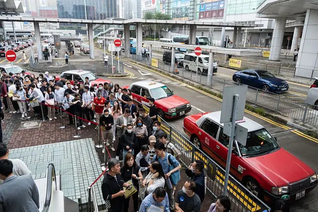 不想买还是买不起?—— 香港青年置业率持续下降(组图) - 5