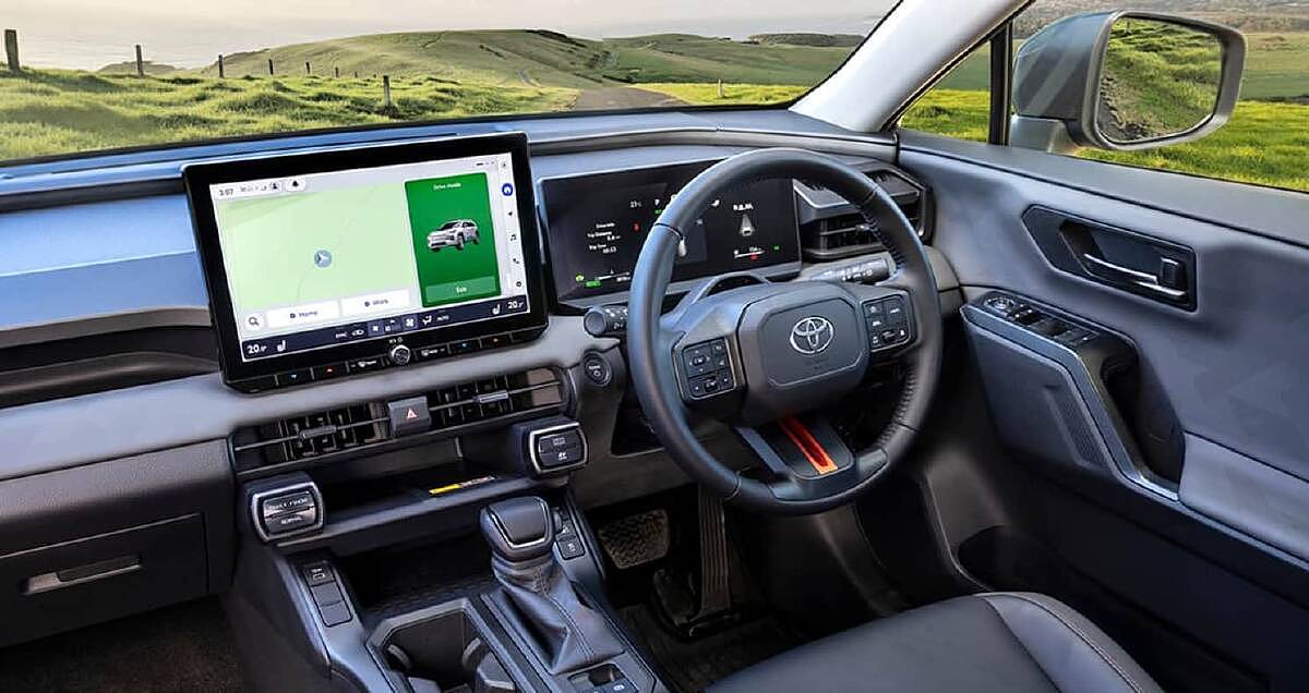 爆款SUV来了！新一代丰田RAV4油耗仅4.5L，起价$45,990揭秘（组图） - 2