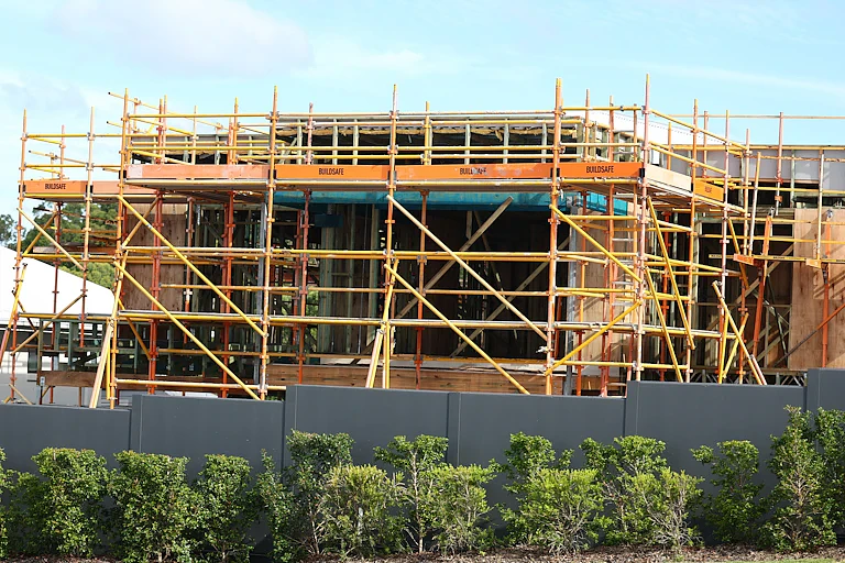 澳建筑成本飙升36%!数千建筑商破产,你的新房还安全吗?(图) - 1