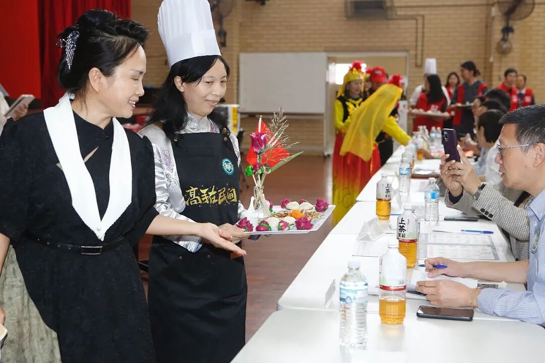 【全记录】风雨无阻赴盛会 美味飘香聚人心 第七季“高手在民间”暨2026西澳中华美食文化盛典及餐饮协会换届庆典（组图） - 60