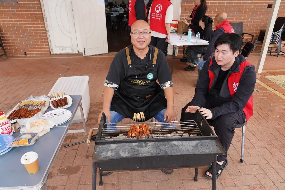 【全记录】风雨无阻赴盛会 美味飘香聚人心 第七季“高手在民间”暨2026西澳中华美食文化盛典及餐饮协会换届庆典（组图） - 196