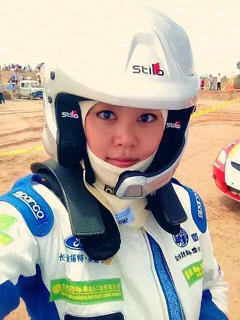 中国第一代女赛车手,40岁决定去开网约车(组图) - 10