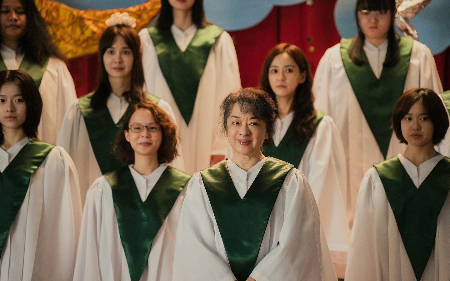 《阳光女子合唱团》电影标签引发争议,国台办:符合一中规范表述(组图) - 3