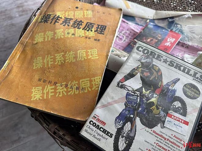 探访张雪湖南麻阳老家：老屋还留着教学光盘，堂弟曾见他“闭眼装发动机” - 2