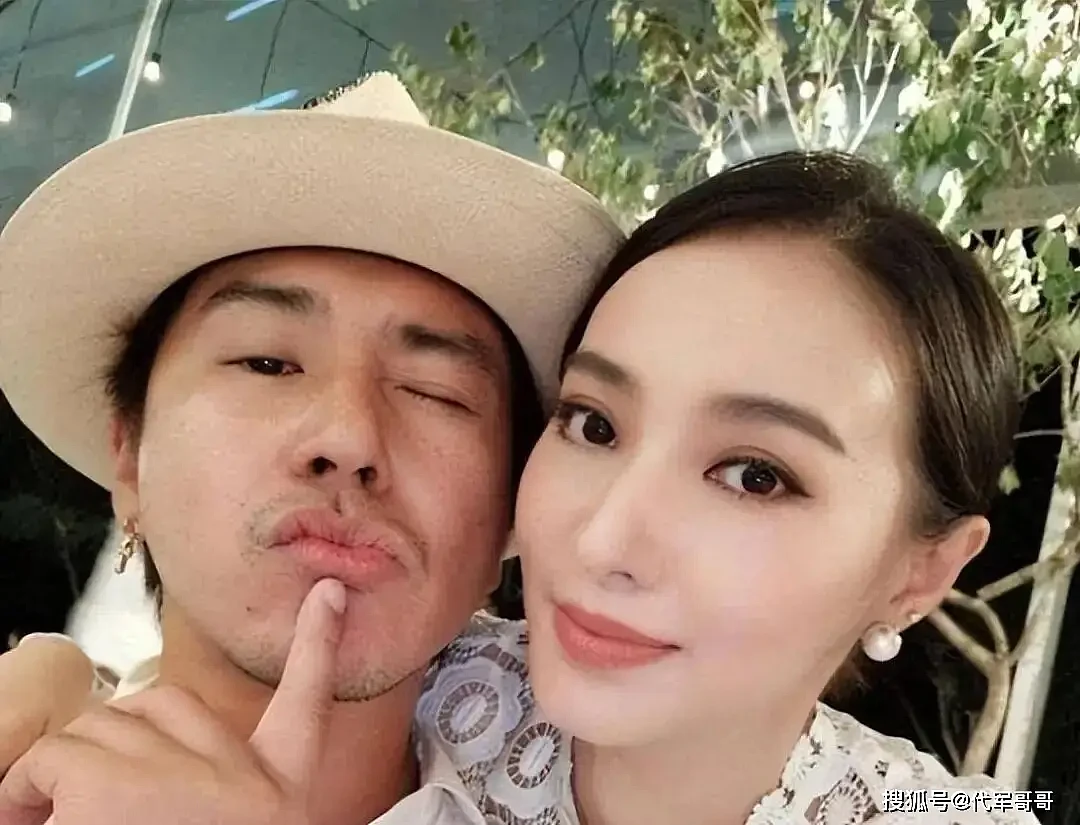46岁欧弟近况曝光！两段婚姻生三个女儿，如今...（组图） - 1