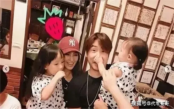 46岁欧弟近况曝光！两段婚姻生三个女儿，如今...（组图） - 3