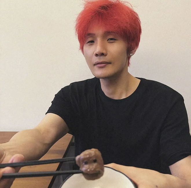 李荣浩承认抄袭日本歌手，单依纯扳回一局（组图） - 1