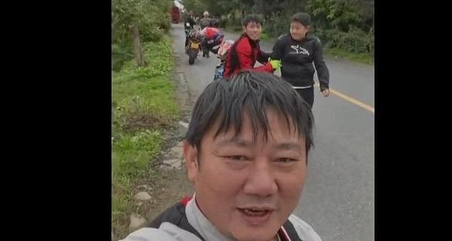 原来他是张雪儿子，才14岁子承父业是越野摩托车车手，名字好霸气（组图） - 7