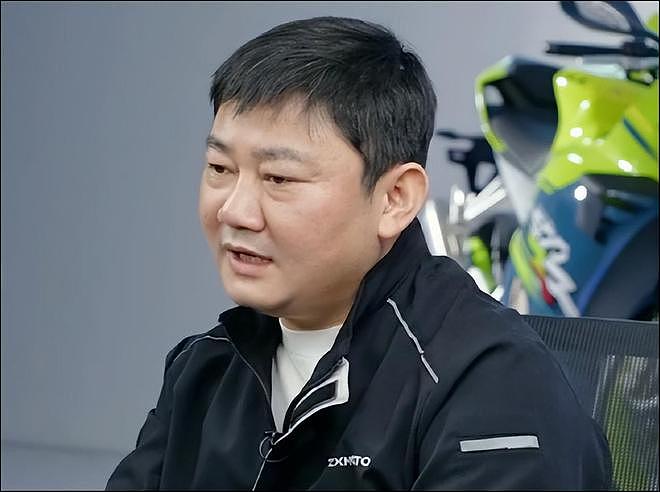 李亚鹏回应陈光标捐车！含泪力挺张雪，陈光标这回彻底下不了台！ - 11