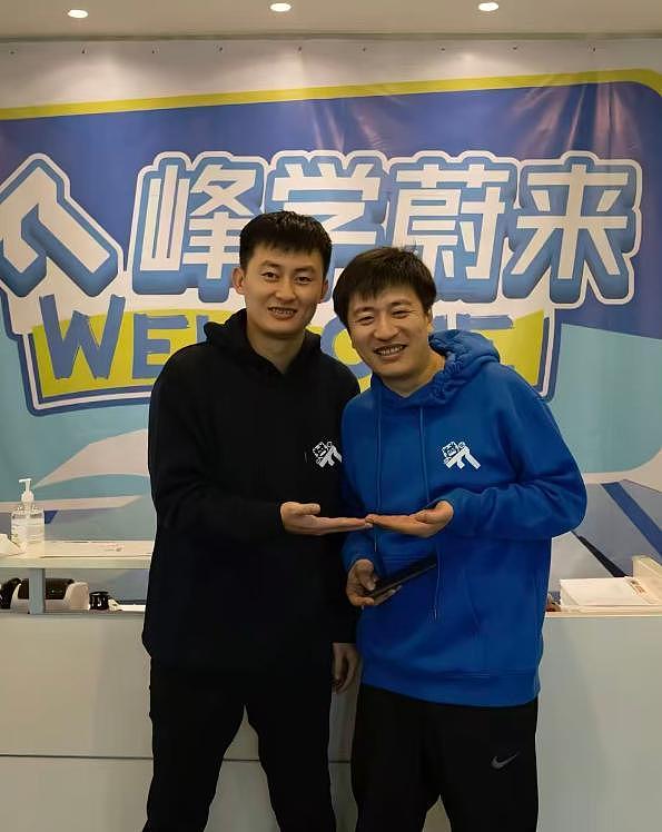 张雪峰女儿再发声，去世前一家三口曾一起用餐，女儿留言惹泪目 - 15