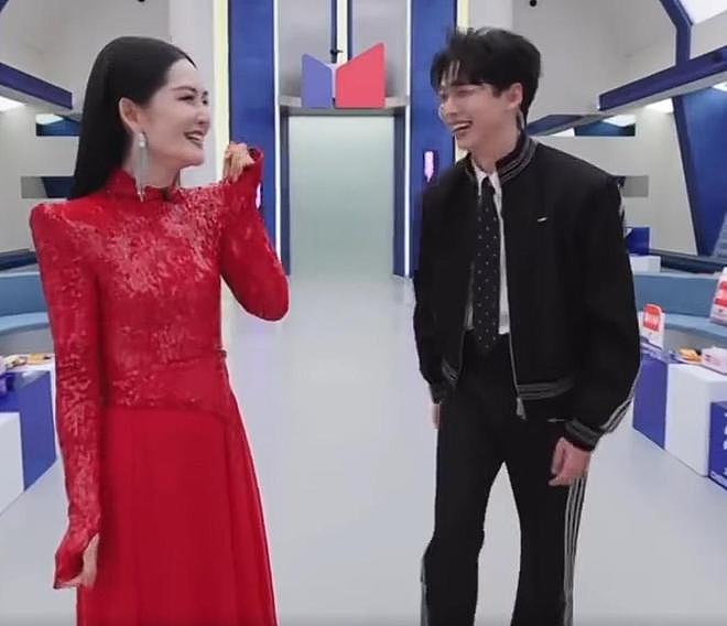 《乘风2026》被观众要求下架!理由:谢娜主持口无遮拦,现场乱套(组图) - 21