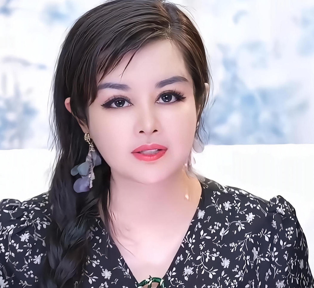 每月2000万“换血”抗衰？中国女富豪爆料引热议，海尔集团回应（组图） - 1