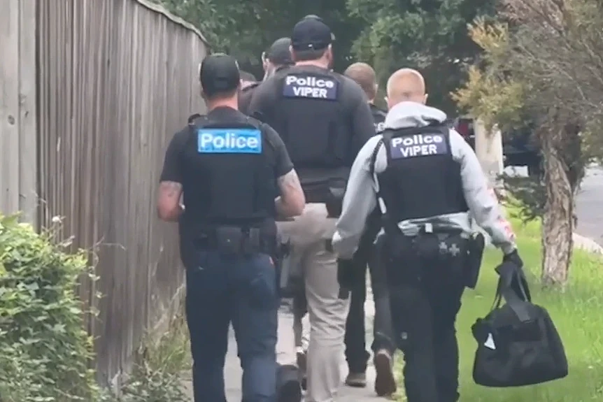 澳洲一起离奇沉船事故，牵出特大毒品走私案！9人落网，3.5吨可卡因被查获 - 2