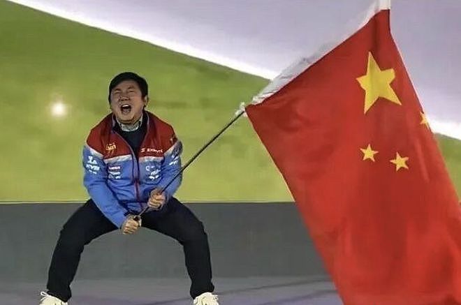 扎心！张雪坚持使用国外车手：中国人跑不快，就像非洲人去游泳一样（组图） - 2