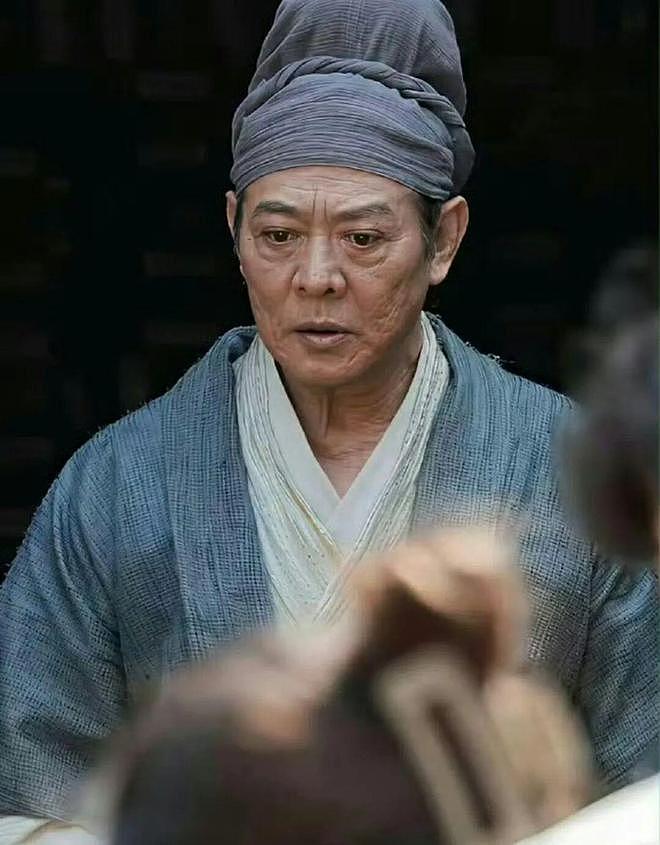 62岁李连杰正式进军短剧!甘当绿叶捧新人,助力年轻人圆梦 - 5