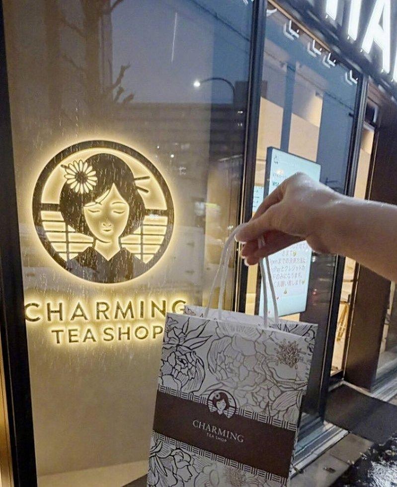 从logo到菜单都好像，霸王茶姬疑似被日本抄袭（组图） - 1