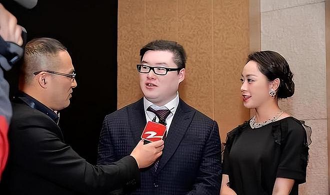 曾是浙江美女记者，嫁同学为妻，现已是上市公司董事长身价245亿（组图） - 6
