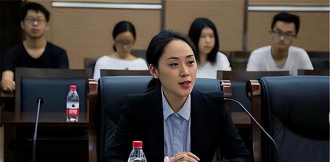 曾是浙江美女记者，嫁同学为妻，现已是上市公司董事长身价245亿（组图） - 12