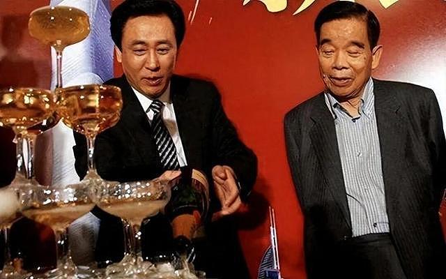 许家印背后有三个"靠山",一位去世、一位瘫痪,身份都不简单 - 5