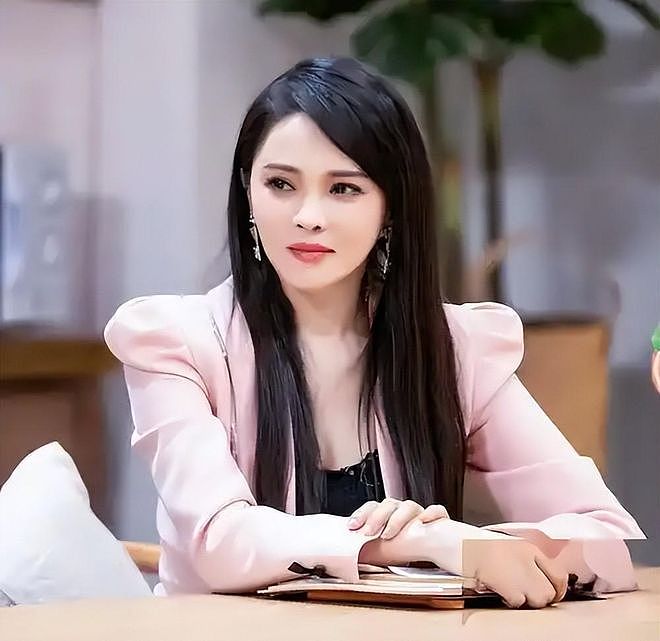 出轨、卖假货、被点名，这次被央视曝光的伊能静，连秦昊也救不了（组图） - 3