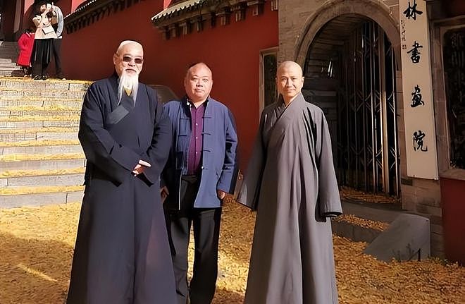 万万没想到,原来释永信才是“冰山一角”!全家都被扒了个底朝天 - 3