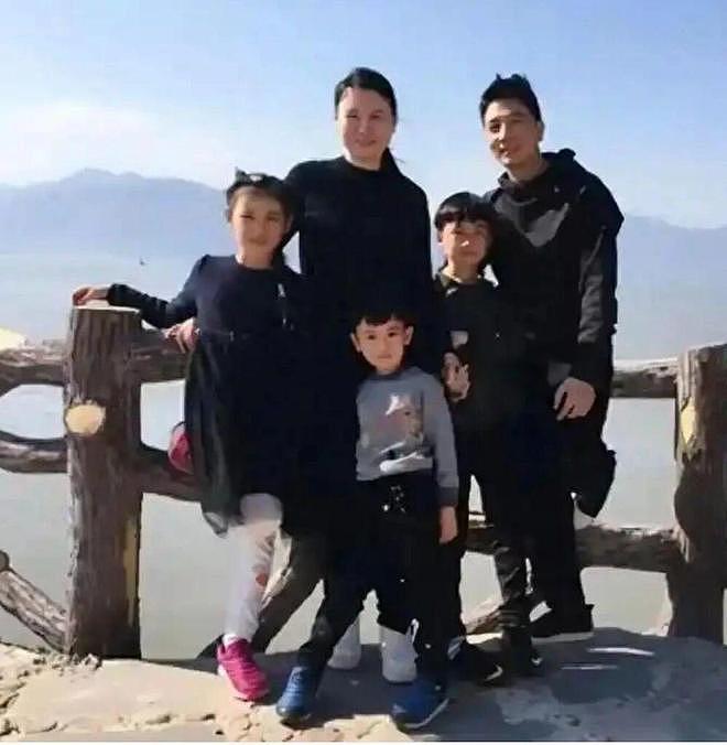 老婆孩子在天堂的林生斌现状:定居澳洲富人区,现任是前公司员工 - 1
