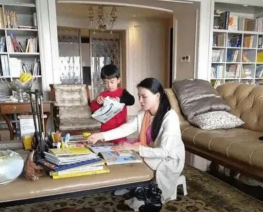老婆孩子在天堂的林生斌现状:定居澳洲富人区,现任是前公司员工 - 4