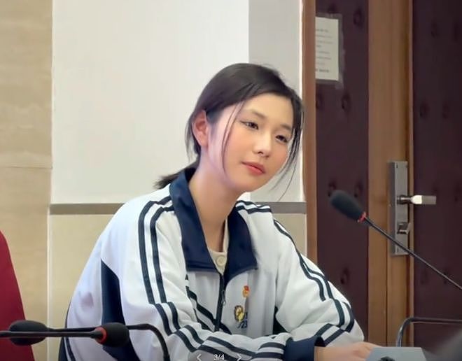 “还真把自己当盘菜了”，北京职高女被全网嘲笑，含金量0人买单（组图） - 2