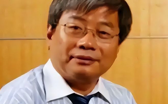 2009年以17万做局,骗走乾隆真迹转卖8700万的专家,结局大快人心(组图) - 6