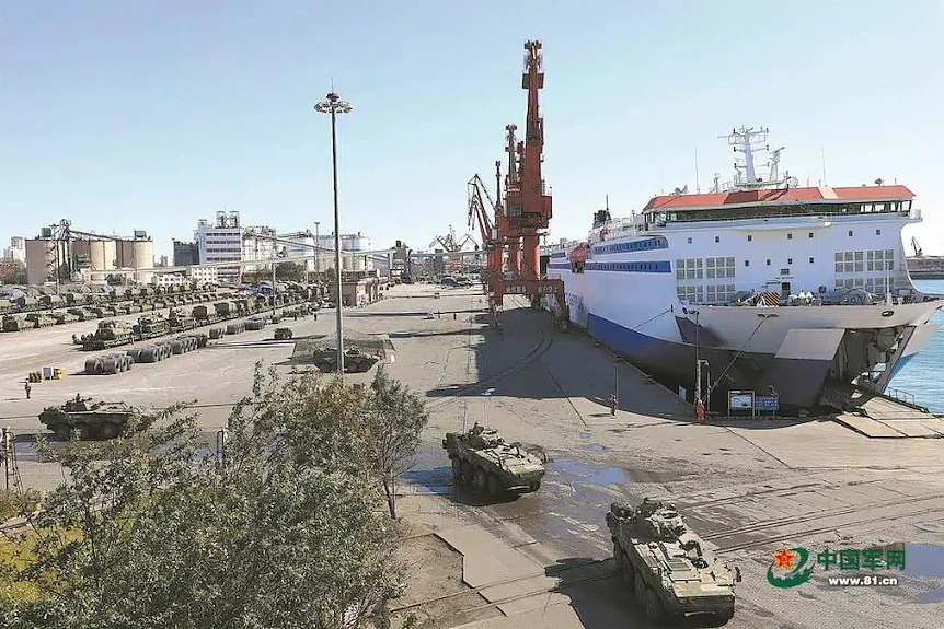 中国“影子舰队”集结台湾海峡，澳洲专家：“灰色地带”是武器，也是施压战略（组图） - 2