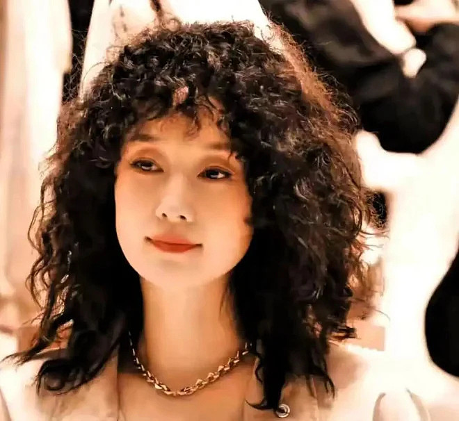 马伊琍大女儿晒与爸爸合影！文章头发稀疏显老态（组图） - 14