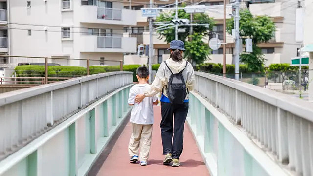 日本法律大改革：离婚夫妻可共享子女监护权，终结百年“单一亲权制”（组图） - 1