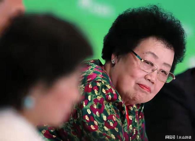 “唐僧”夫人逝世，两人的媒人是赵丽蓉，曾登顶中国女首富（组图） - 3