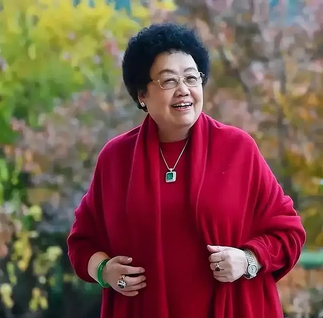 “唐僧”迟重瑞妻子陈丽华去世！曝最后露面照.. - 3