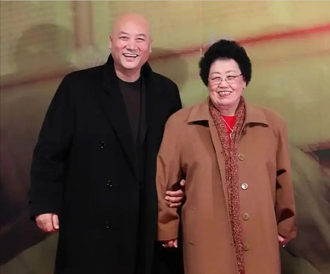 中国女首富陈丽华病逝:身家470亿遗产引热议,唐僧扮演者迟重瑞获百亿(组图) - 17