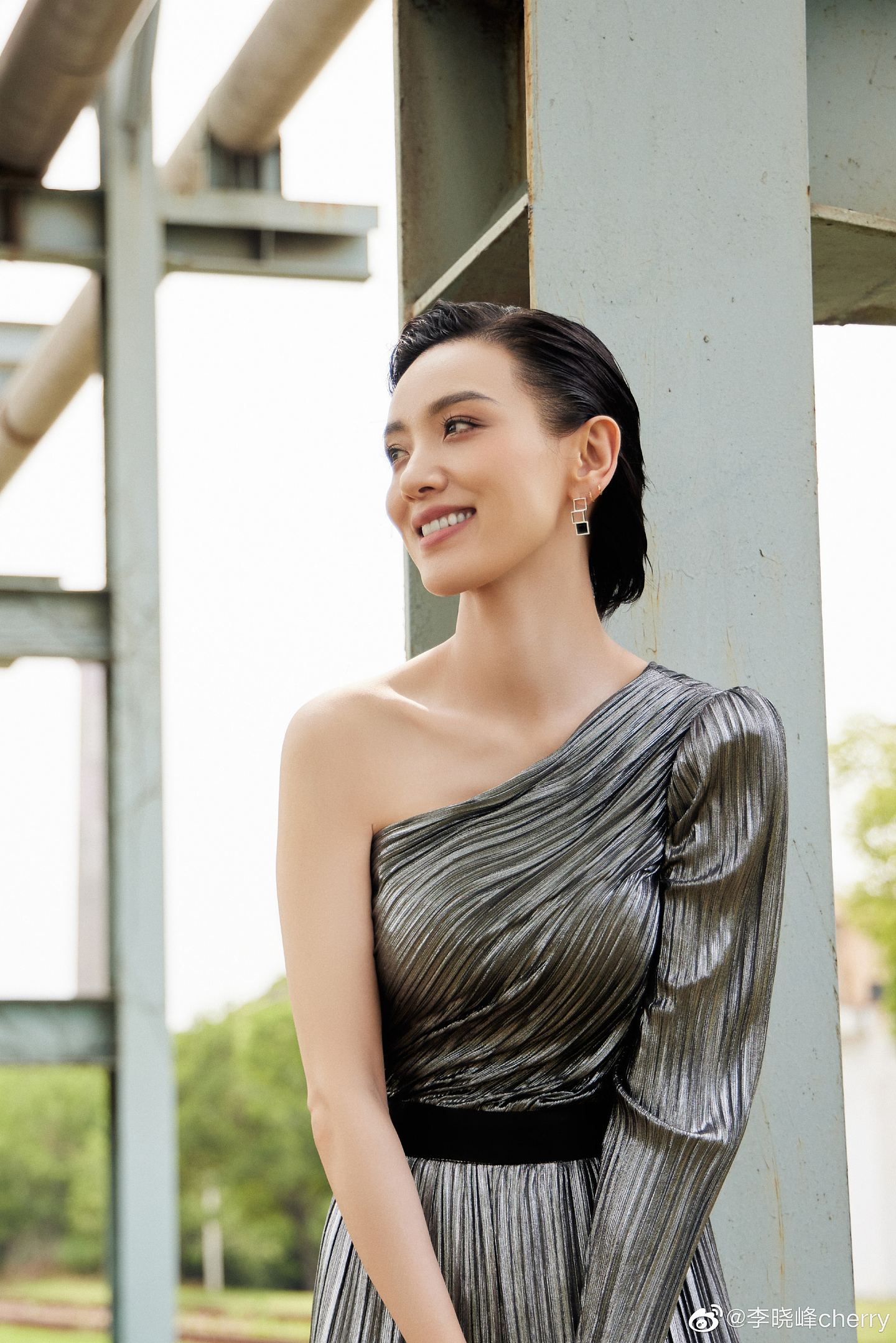刘恺威与李晓峰惊传分手事业更陷停滞，杨幂回应昔日婚姻霸气护女（组图） - 4