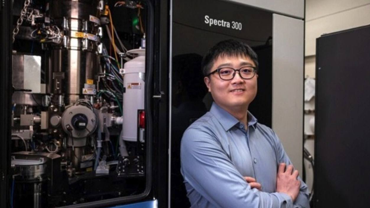 密歇根大学中国学者遭美方约谈后自杀，院长：全球科学界损失（组图） - 1