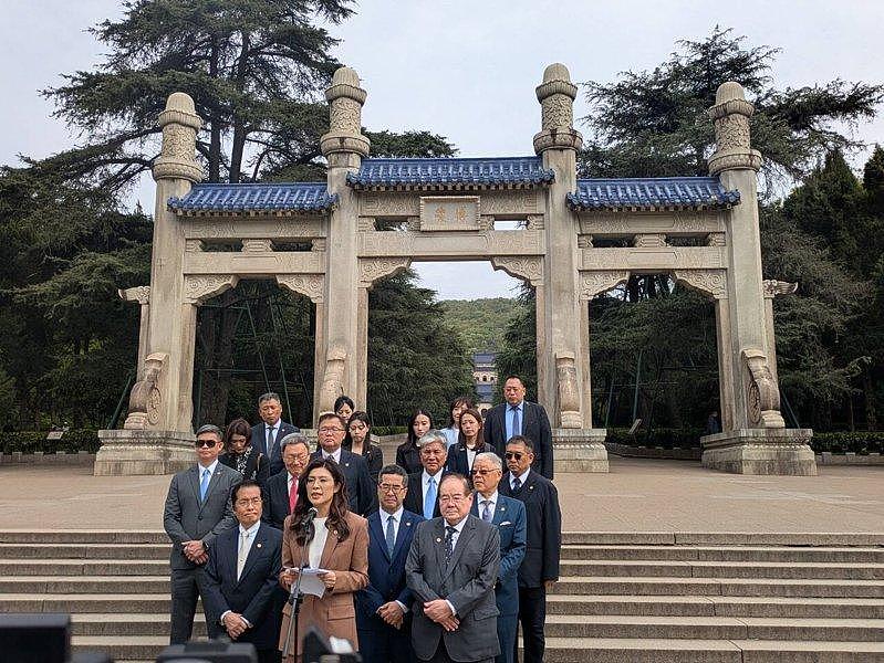 国民党主席郑丽文南京谒中山陵，讲话提及“中华民国”与九二共识 - 1