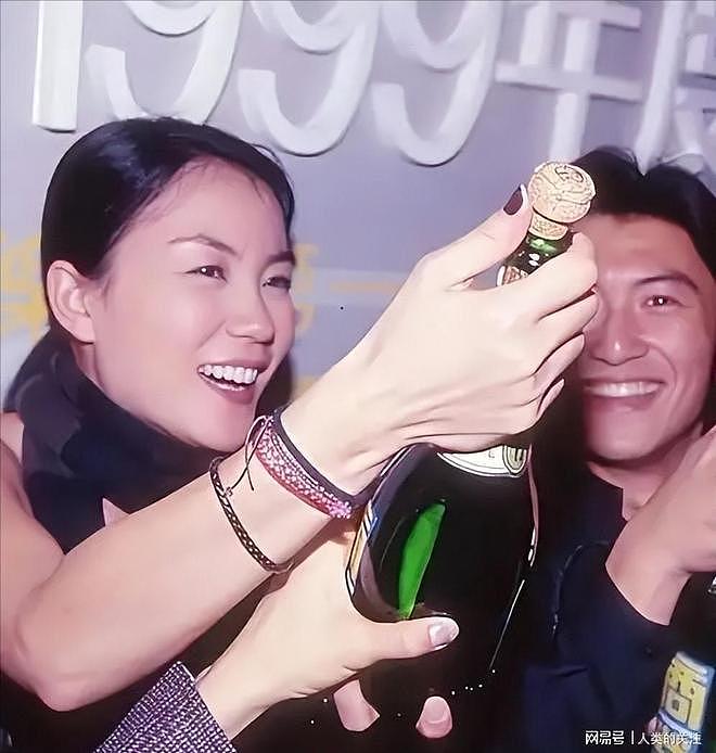 难怪张柏芝准备寿衣遗照!谢霆锋不再隐瞒,终于坦白不娶王菲原因(组图) - 5