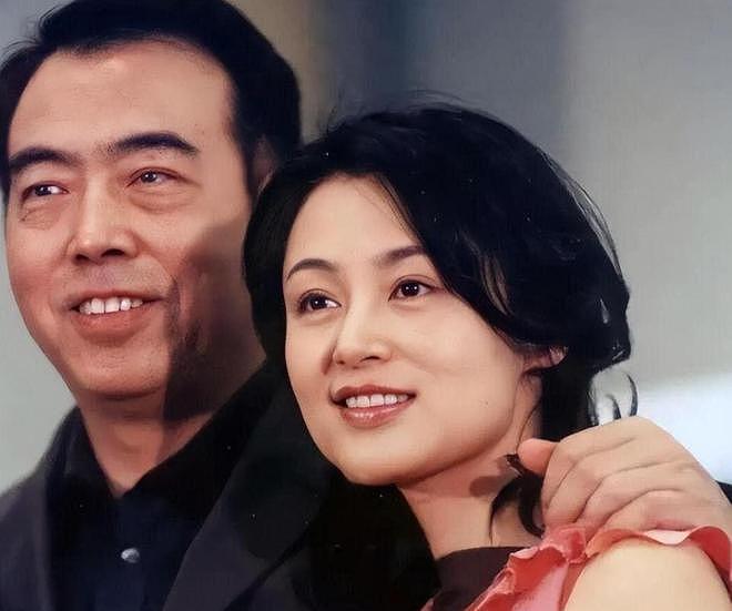 亲日辱华、知三当三？这一次，57岁的陈红被儿子丈夫“害”惨了（组图） - 2