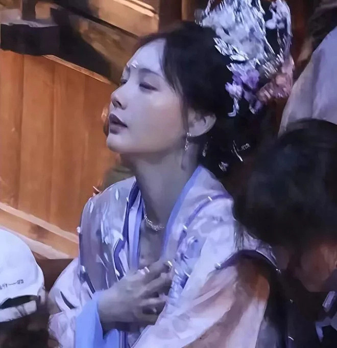 一周内4位女星因病就医!熬夜与过度减脂惹祸(组图) - 5